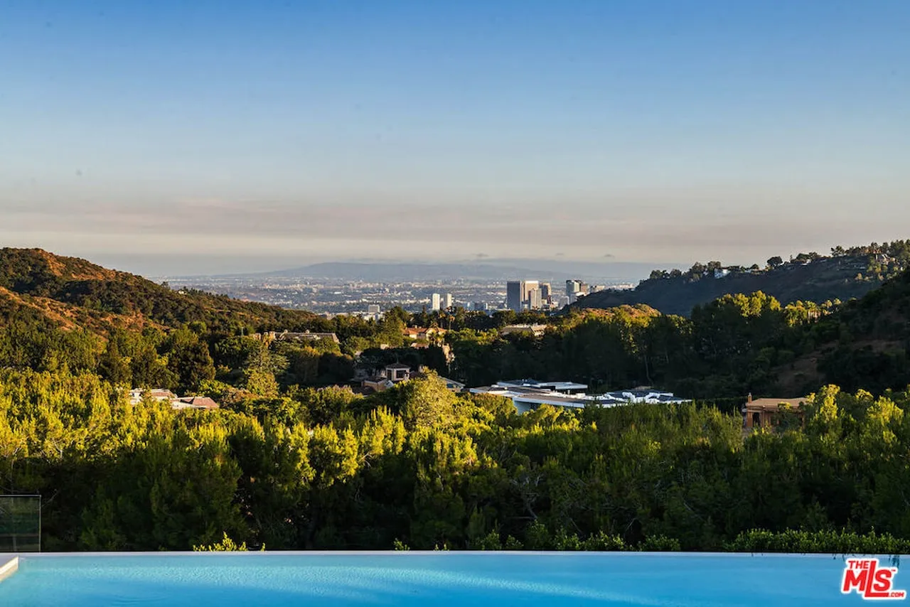 73 Beverly Park Lane Beverly Hills 9 Bedroom Luxury Estate For Sale — property photograph 17