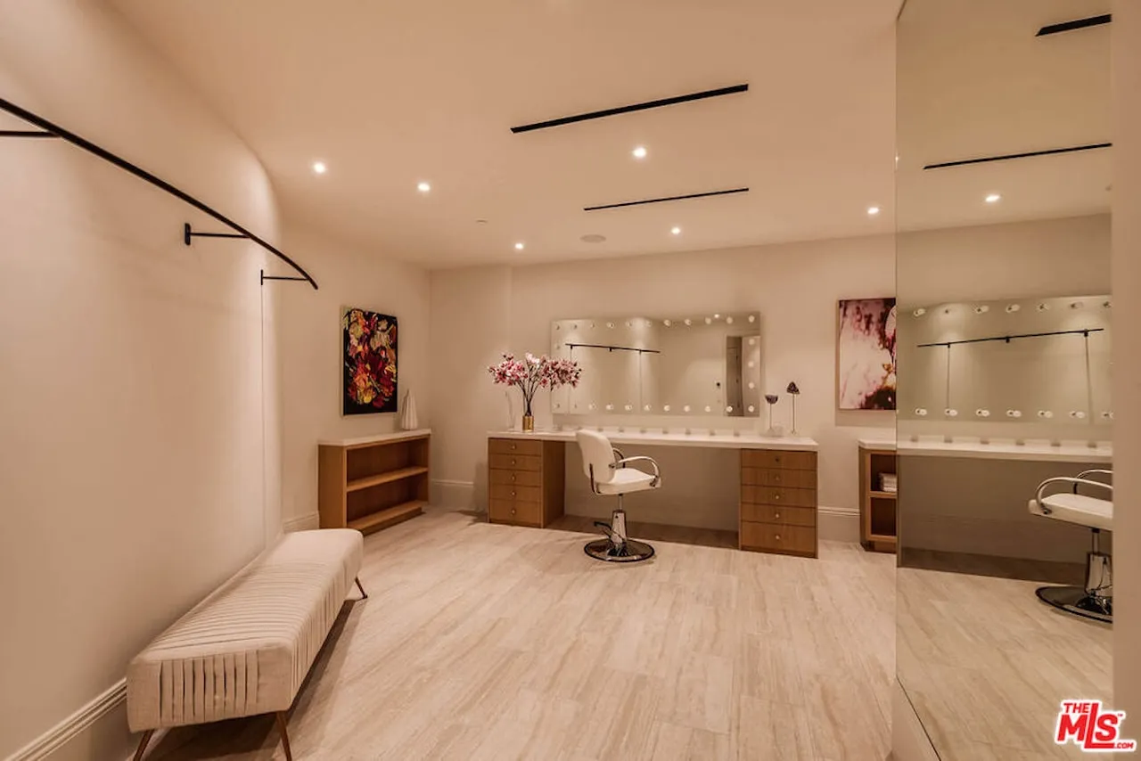 73 Beverly Park Lane Beverly Hills 9 Bedroom Luxury Estate For Sale — property photograph 43