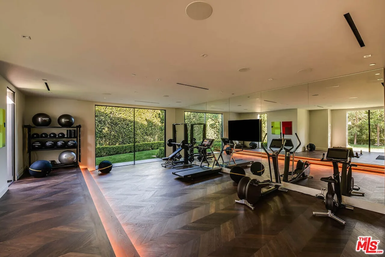 73 Beverly Park Lane Beverly Hills 9 Bedroom Luxury Estate For Sale — property photograph 48