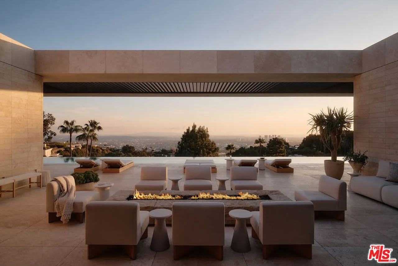 9214 Nightingale Drive Hollywood Hills 5 Bedroom Luxury Estate For Sale — Hollywood Hills