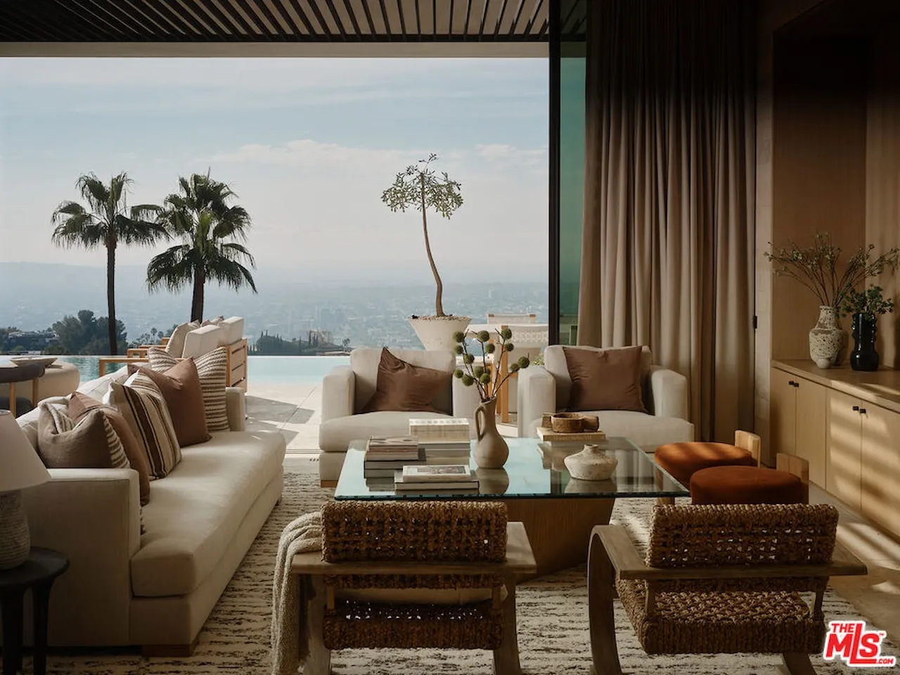 9214 Nightingale Drive Hollywood Hills 5 Bedroom Luxury Estate For Sale — property photograph 15