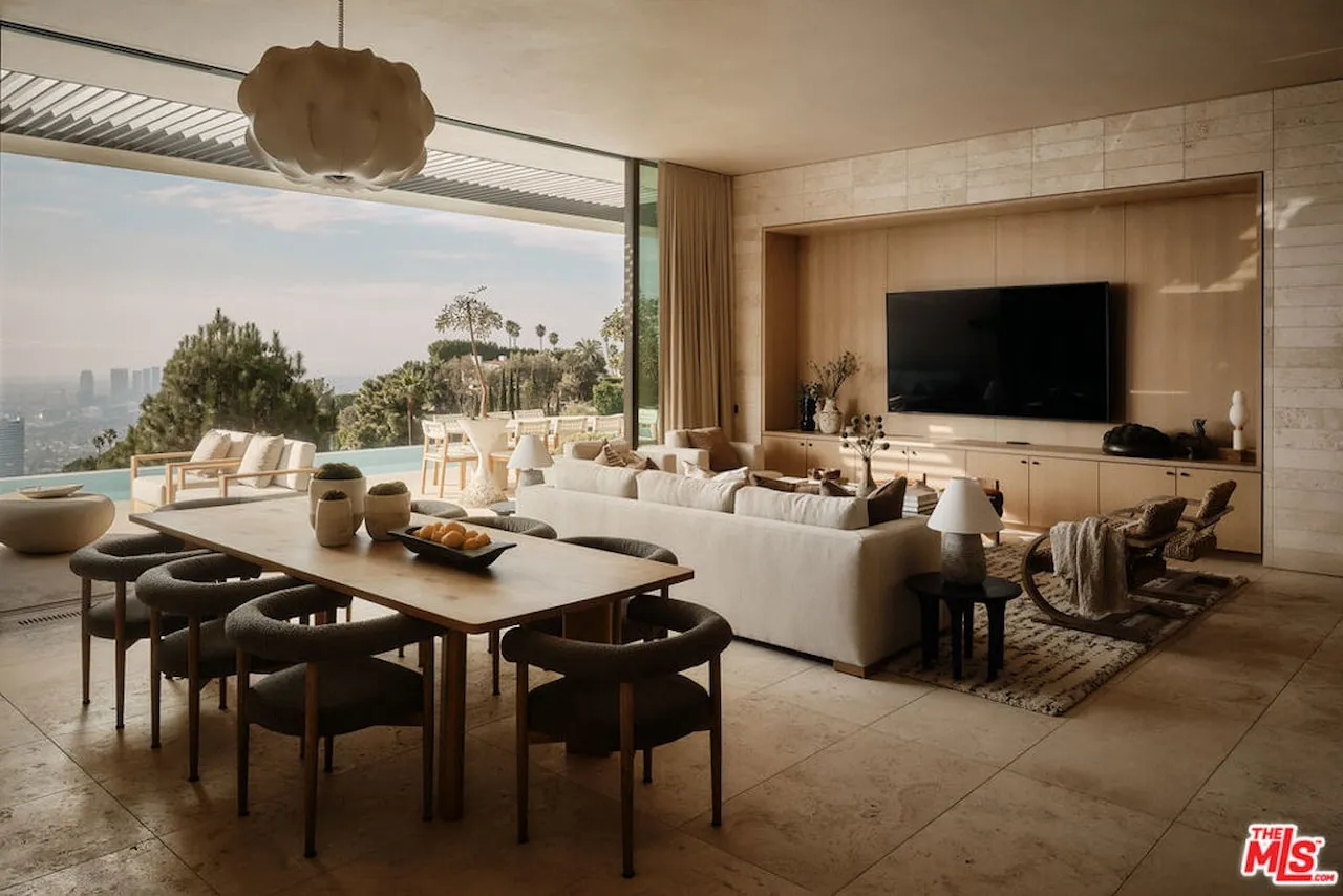 9214 Nightingale Drive Hollywood Hills 5 Bedroom Luxury Estate For Sale — property photograph 5