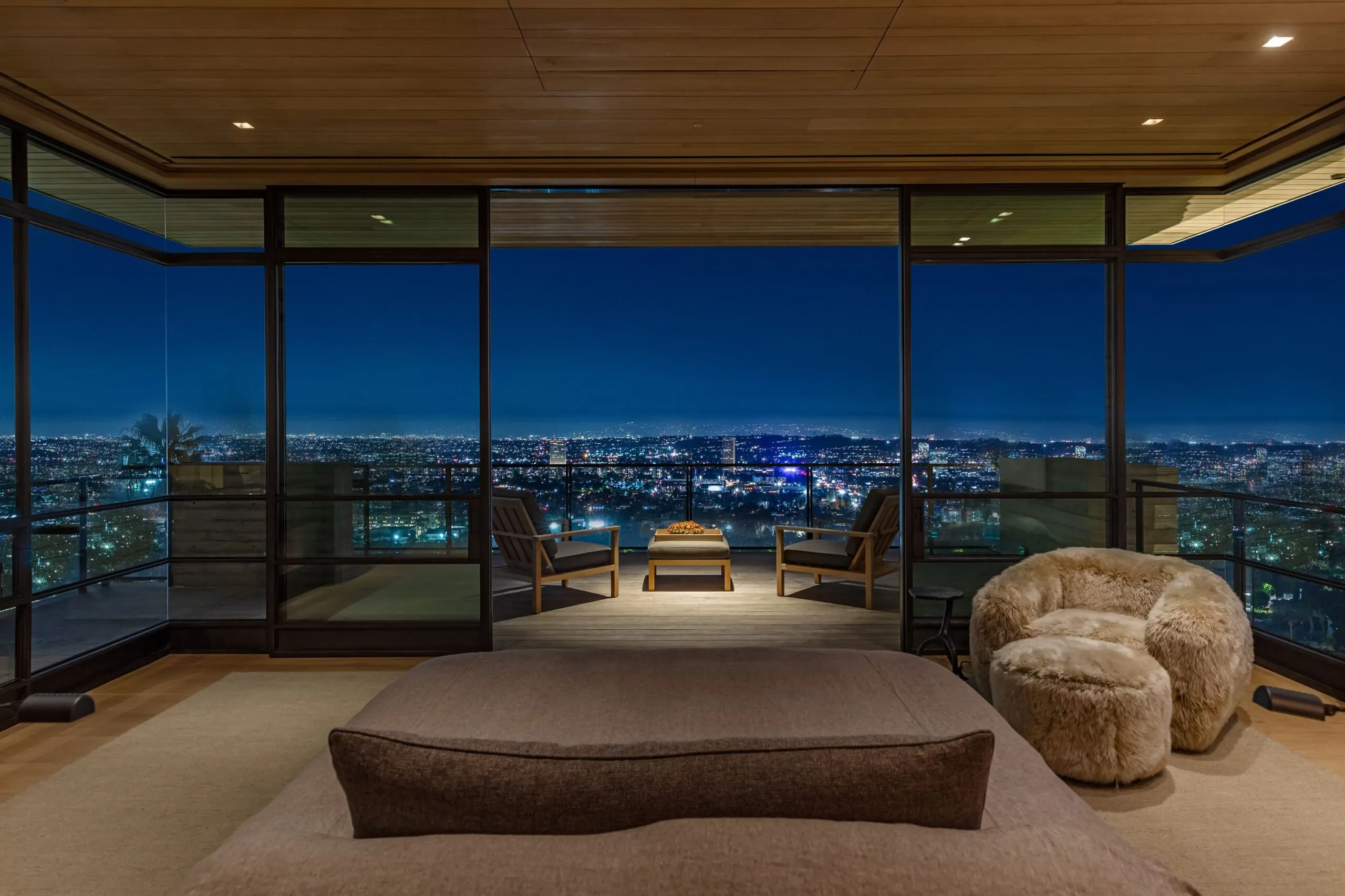 7661 Curson Terrace Hollywood Hills 7 Bedroom Luxury Estate For Sale — property photograph 20