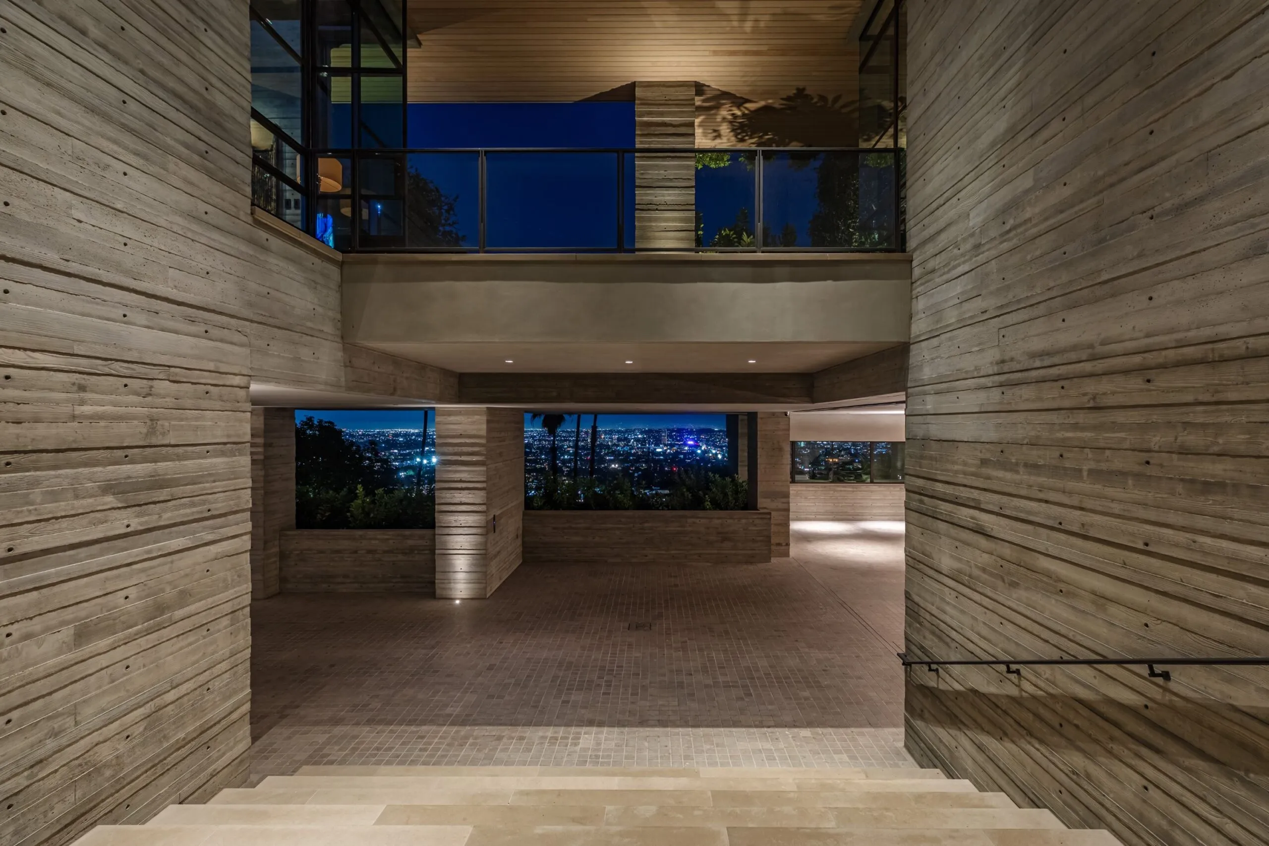 7661 Curson Terrace Hollywood Hills 7 Bedroom Luxury Estate For Sale — property photograph 23
