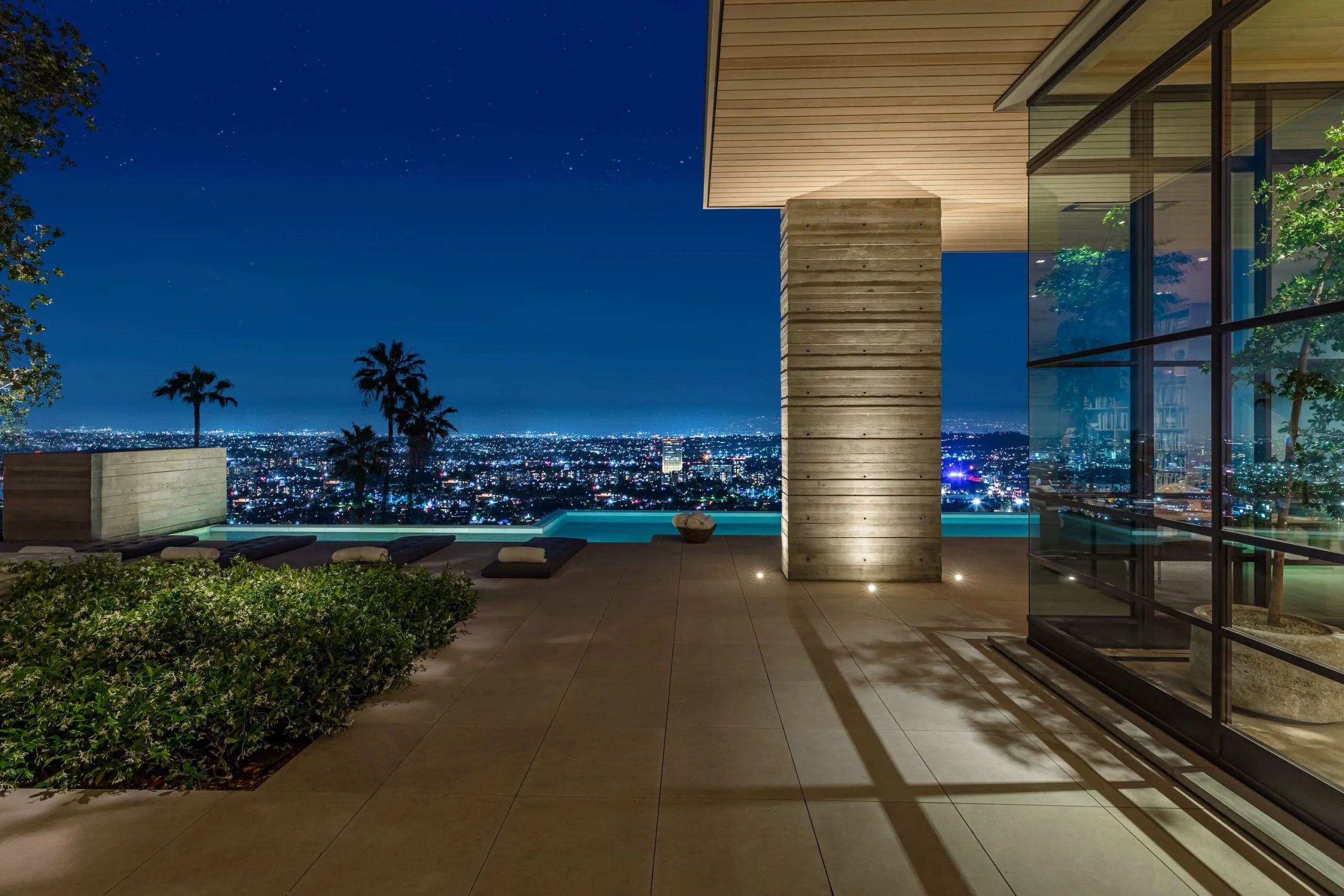 7661 Curson Terrace Hollywood Hills 7 Bedroom Luxury Estate For Sale — property photograph 37