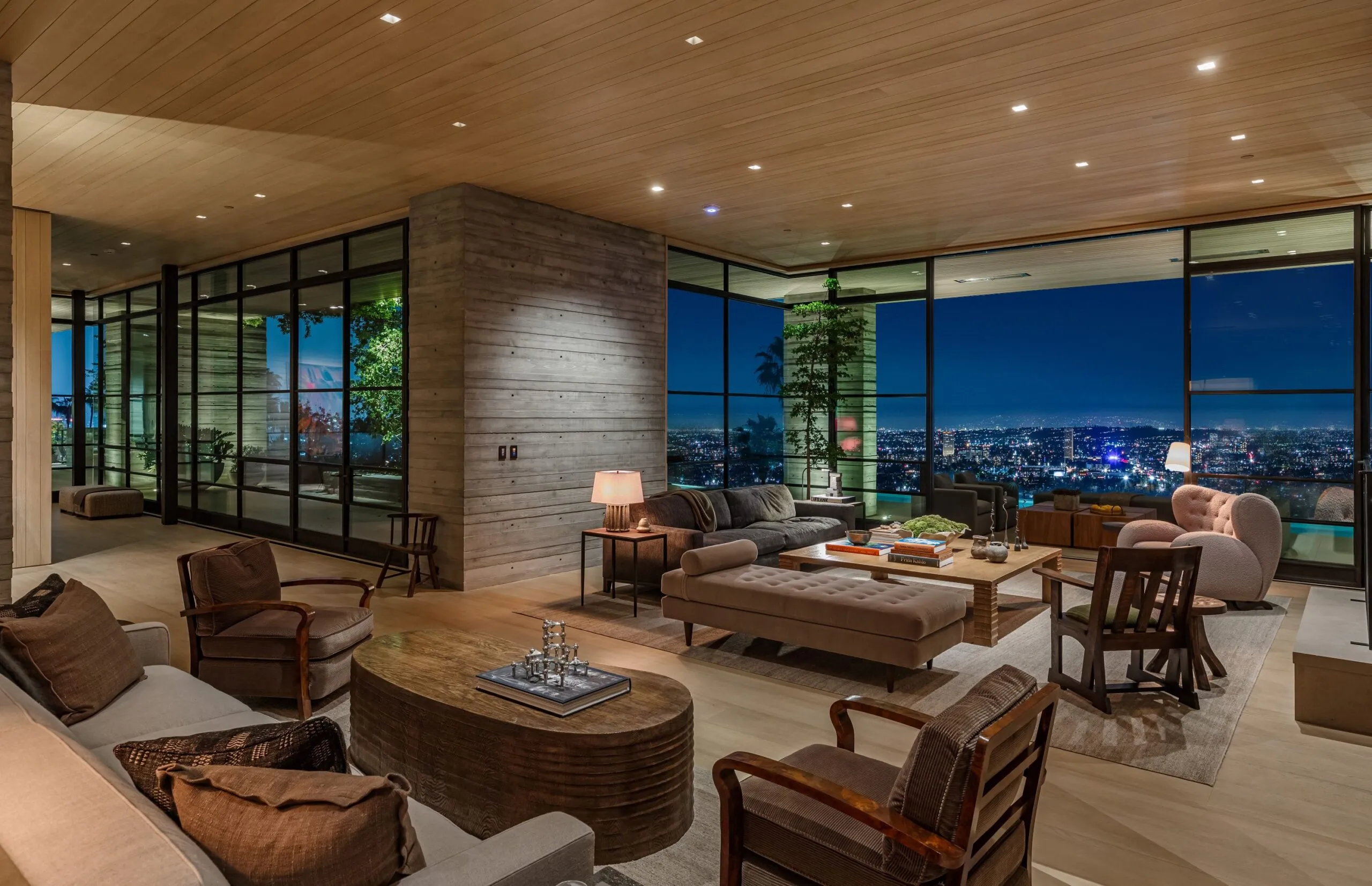 7661 Curson Terrace Hollywood Hills 7 Bedroom Luxury Estate For Sale — property photograph 5
